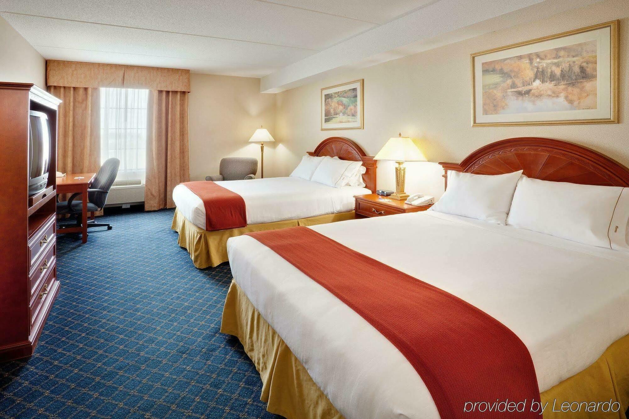 Holiday Inn Express Hotel & Suites Barrie By Ihg מראה חיצוני תמונה