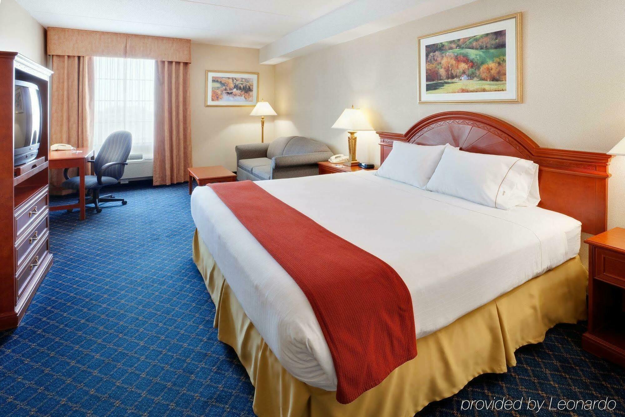 Holiday Inn Express Hotel & Suites Barrie By Ihg מראה חיצוני תמונה